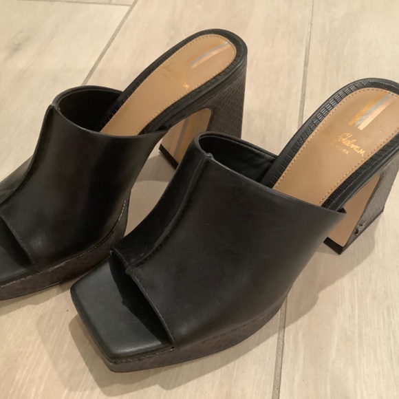 Sam Edelman Black Wedge platform sandal - Picture 3 of 7